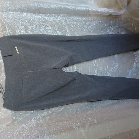 Michael Kors Gray Dress Pants Size 6 - Picture 2 of 4
